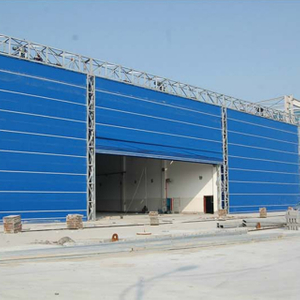 Grande porte de hangar flexible