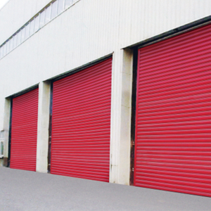 porte battante en acier